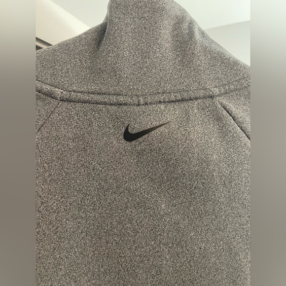 EUC Nike Fleece Lined Quarter Zip - Picture 6 of 6